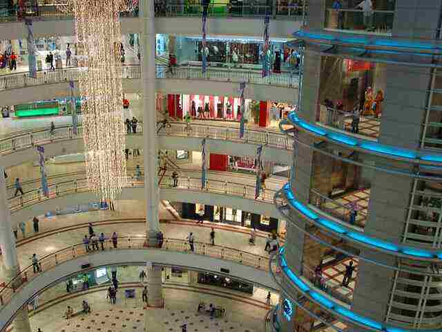 retailing-comms
